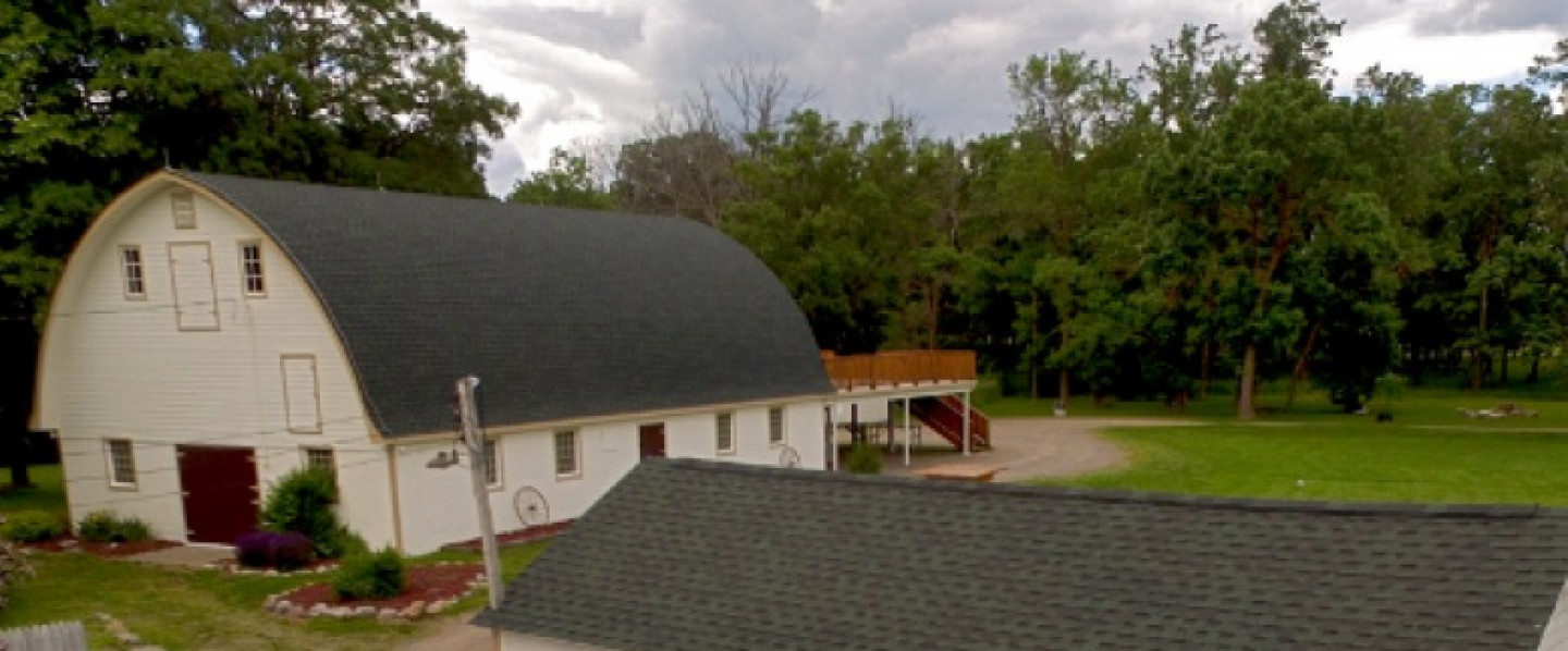 Minnesota's Premier Country & Barn Venue